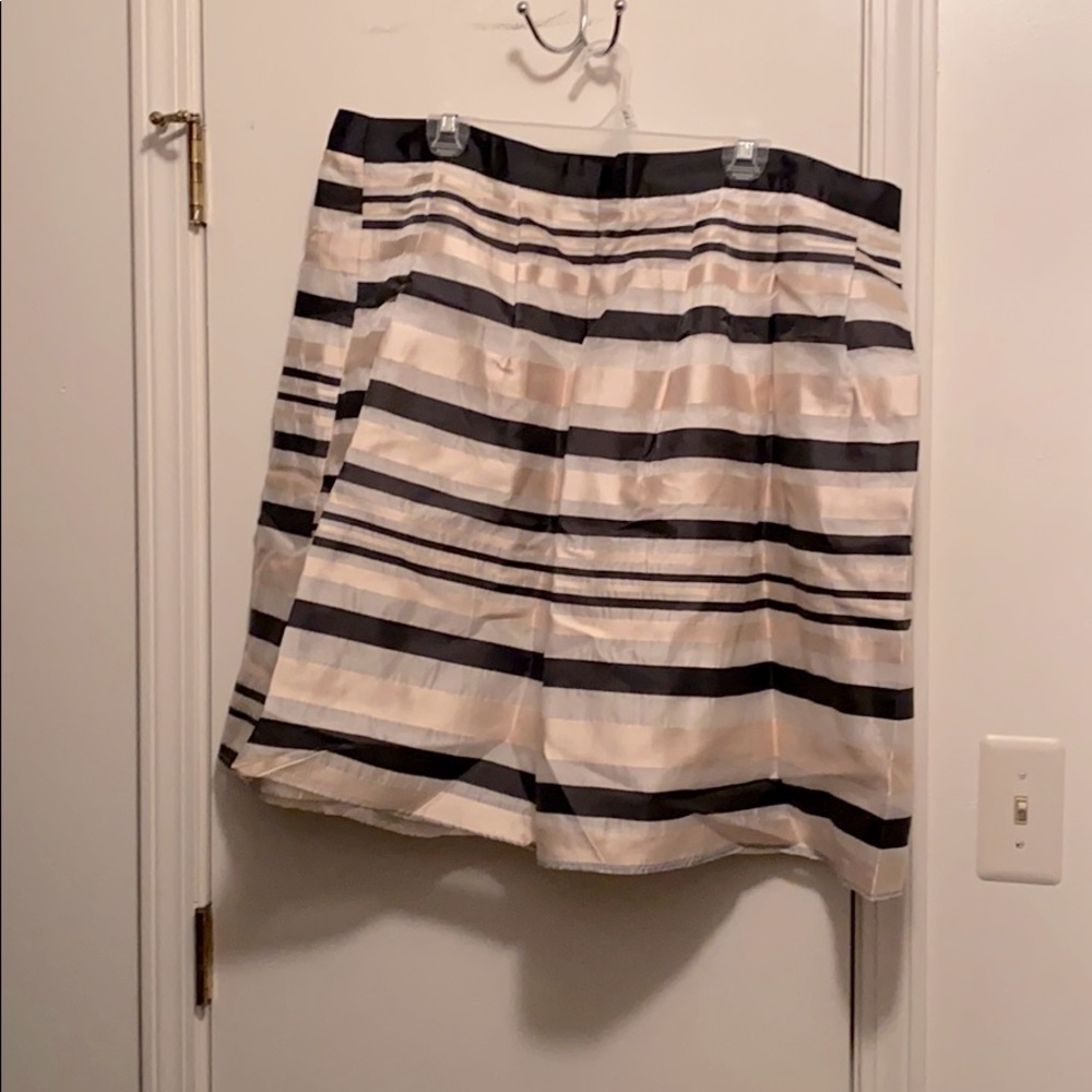 Black and gold pleated skirt